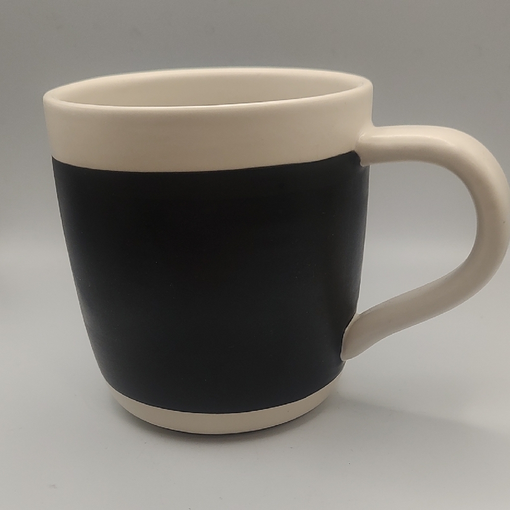 Starbucks 2009 Celebration Black & Cream Mug  18 oz Write On Surface With Chalk